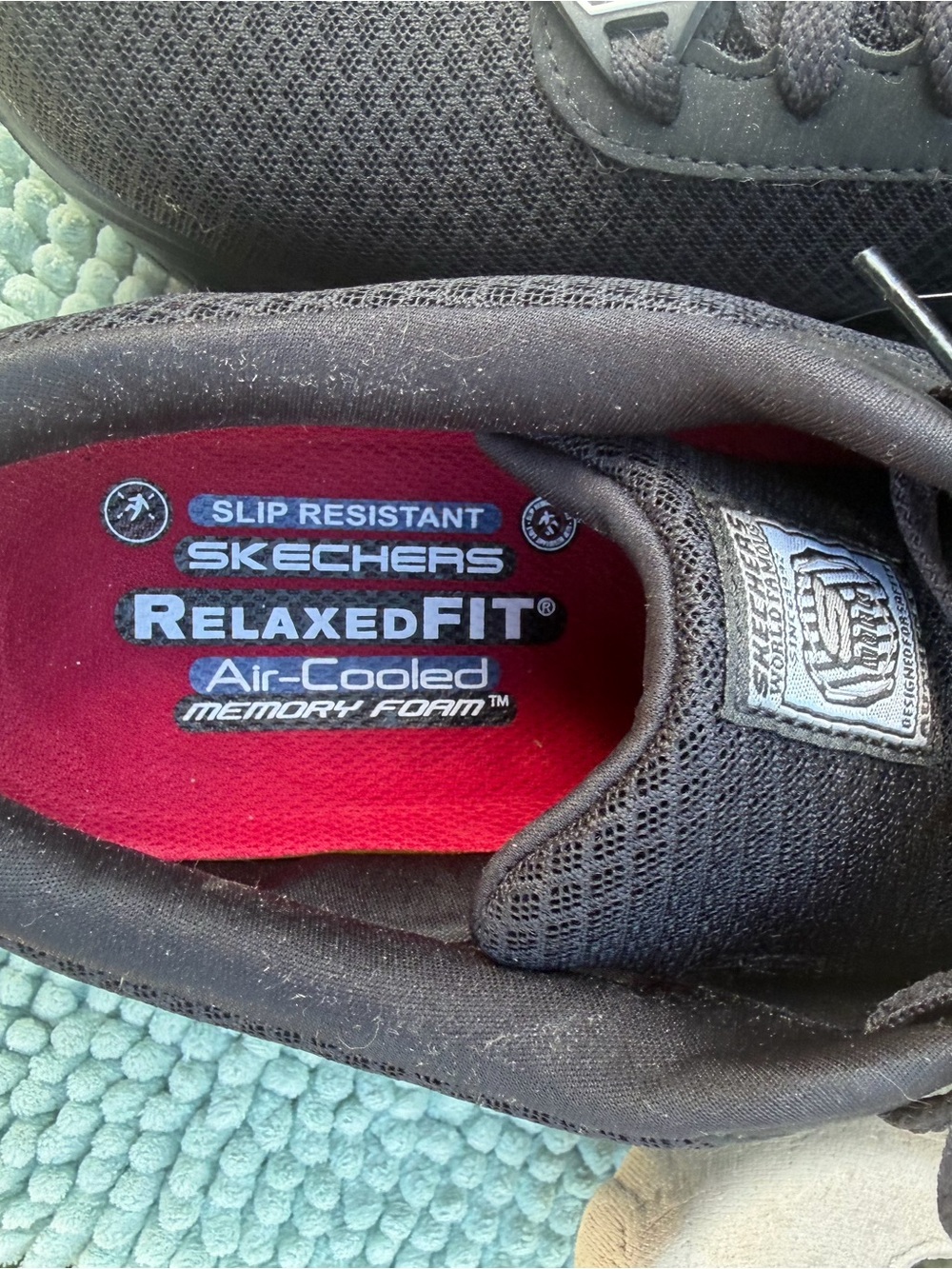 Skechers Men’s size 11 Black Slip-Resistant Memory Foam Athletic Shoes! New! - Picture 5 of 10